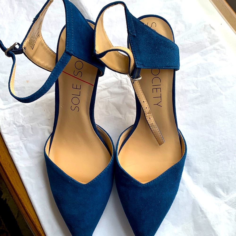 Ladies shoes